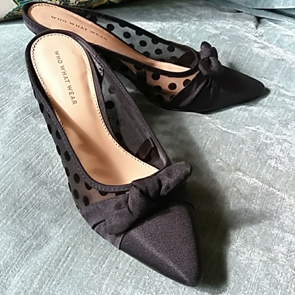 Black Polka Dot Dressy Shoe